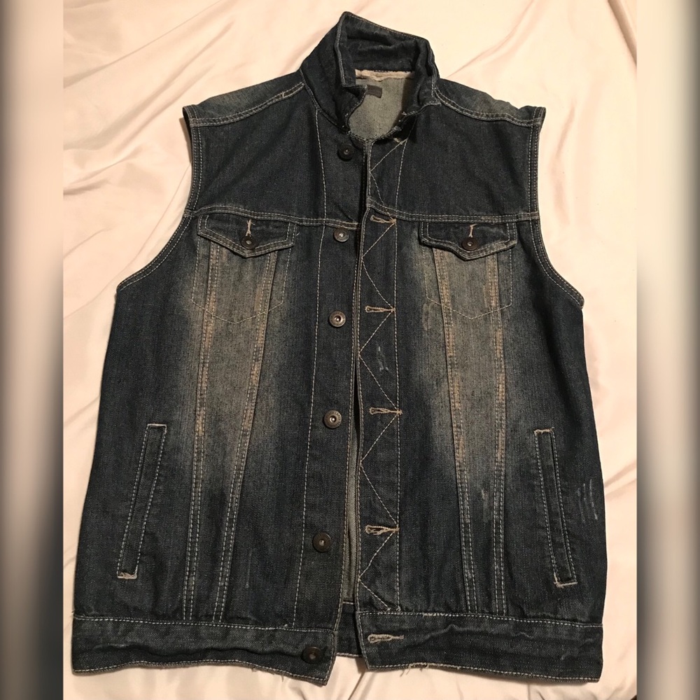 (M) Vintage Sleeveless Jean Jacket